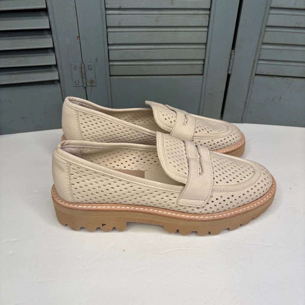 Dolce Vita MALILA Platform Perforated Leather Loafer in Cream Size 7.5M